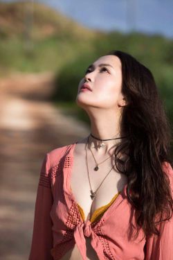 亚洲一区二三区好的精华液